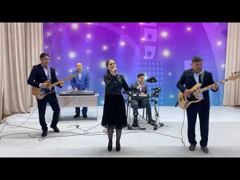 'Птица счастья' Вокально-инструментальный ансамбль 'Дәуір'.
