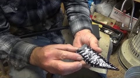 flaking slabs in flintknapping