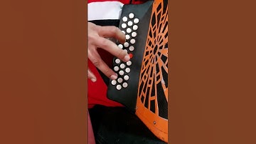 Thumbnail of yolanda  de pastor Lopez en acordeon