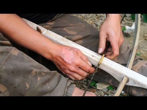 Ինչպես պատրաստել բամբուկե խաչադեղ. Survival Alone In The Rainforest | EP.101