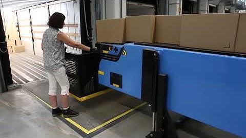 Caljan | Fill Trailers Faster Using Our Telescopic Conveyors