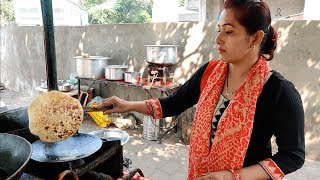 Hardworking Lady Selling Parathas for Rs 30 | Cheapest Breakfast in Nagpur | Indian Street Food