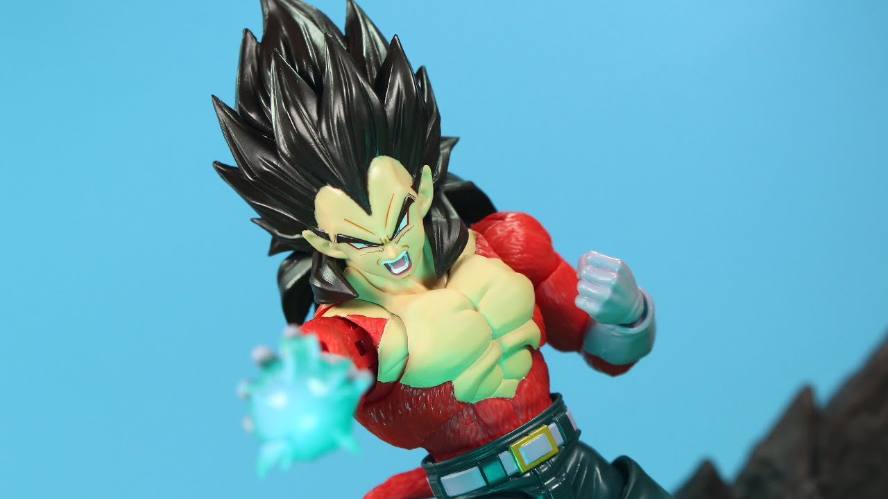 In-Depth Pictorial Review of S.H.Figuarts Super Saiyan 4 Vegeta