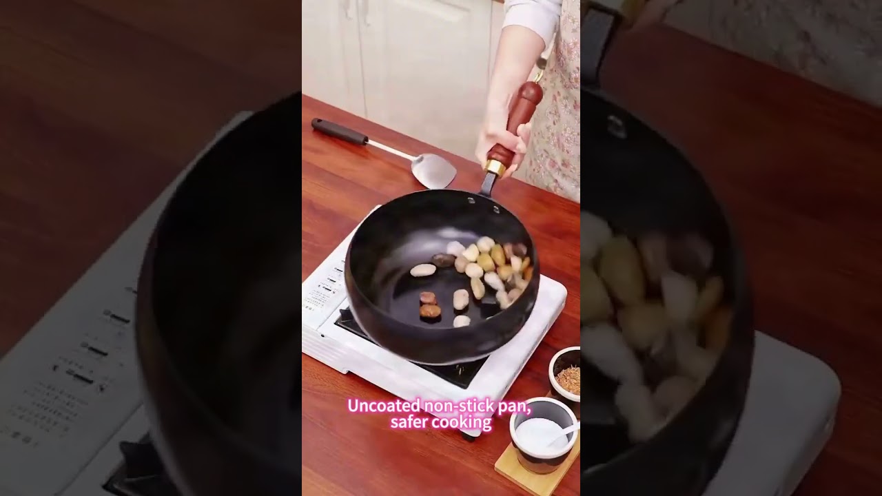 Nonstick Belly Pot With Wooden Lid