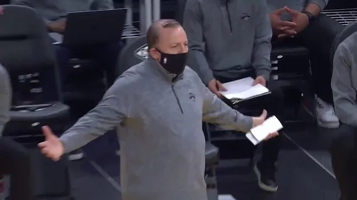Draymond yells at Tom Thibodeau