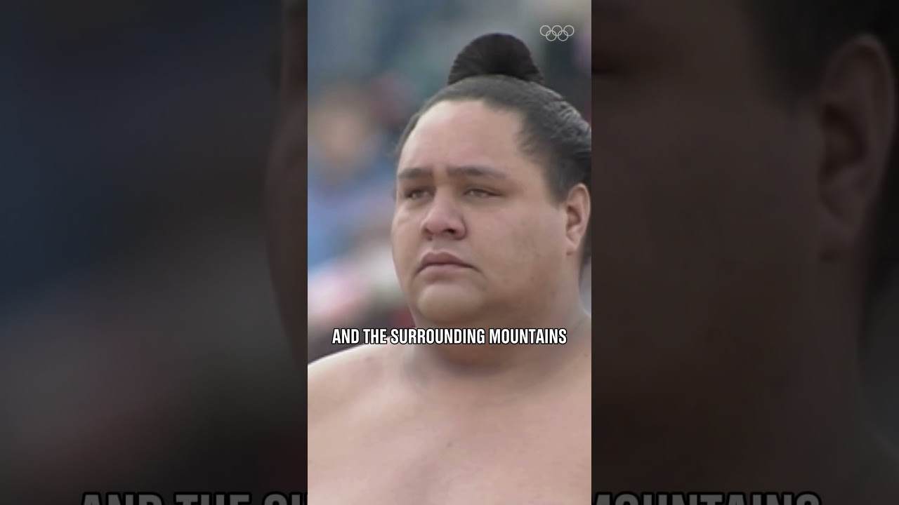 Yokozuna Akebono performing his majestic dohyo-iri ceremony at #Nagano1998.