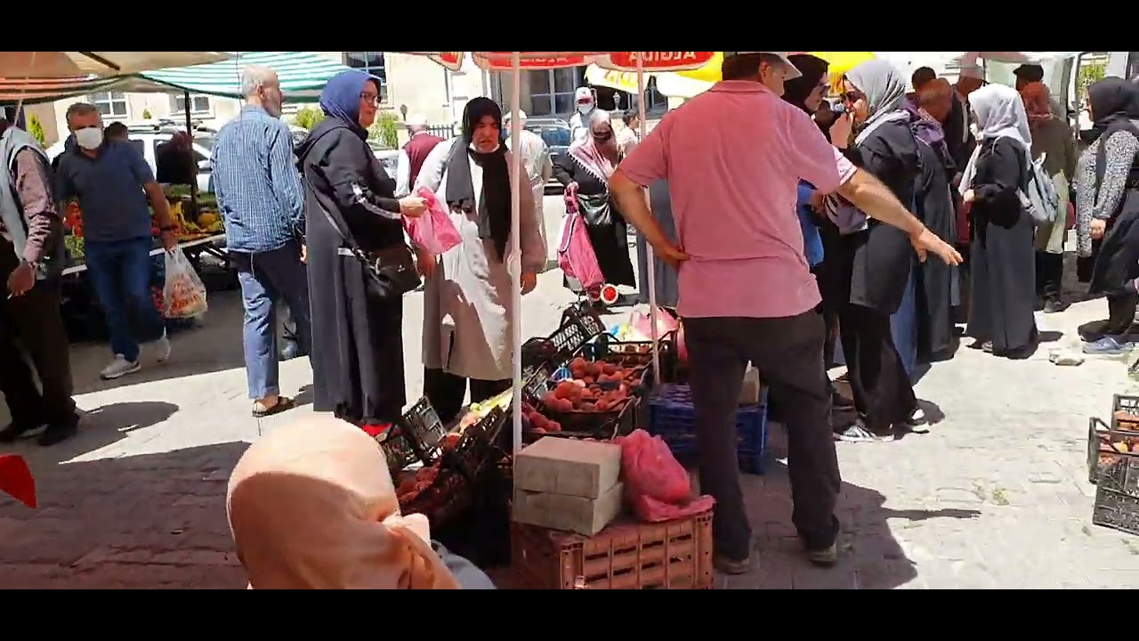 sivas zara pazarda gezinti