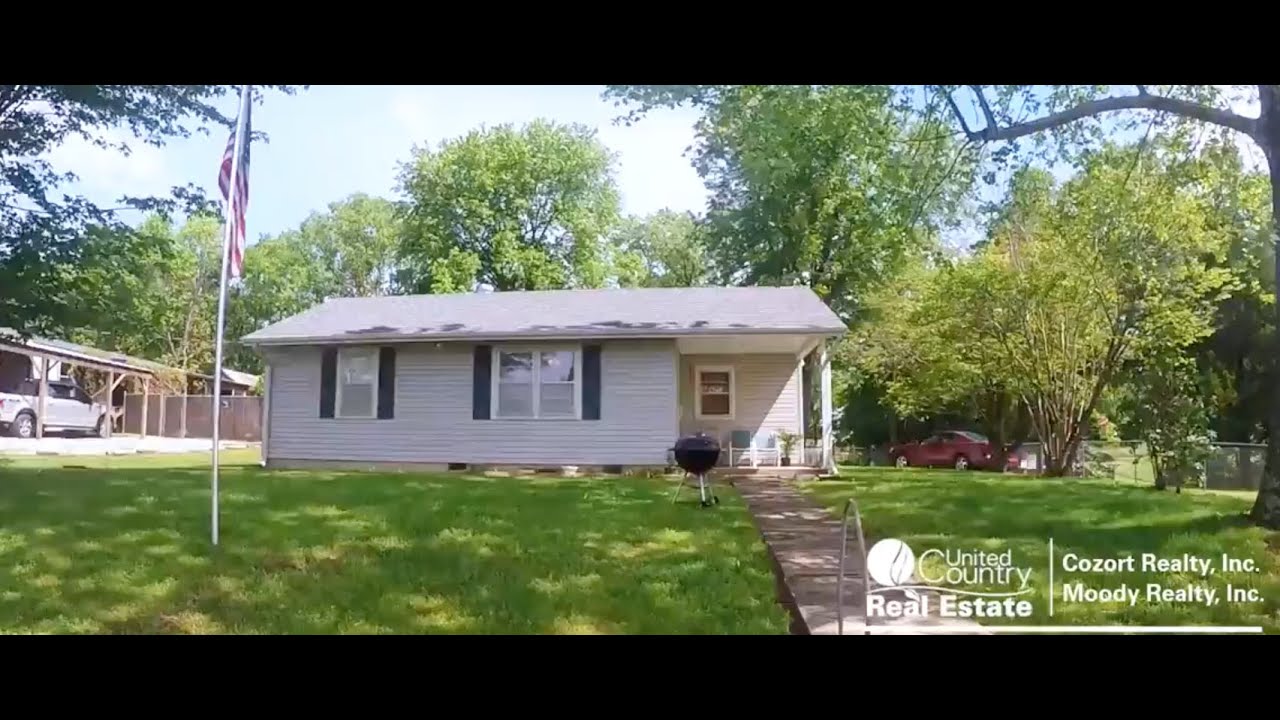 Home for Sale in Alton, Missouri United Country Cozort Realty, Inc