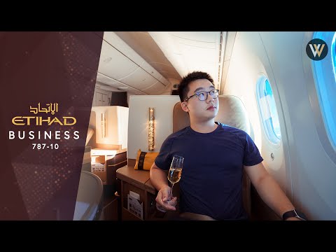 Video: Forskellen Mellem Business Class Og First Class