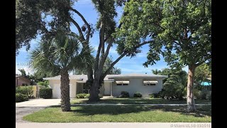 Home for sale - 1019 SE 7th Ct, Deerfield Beach, FL 33441