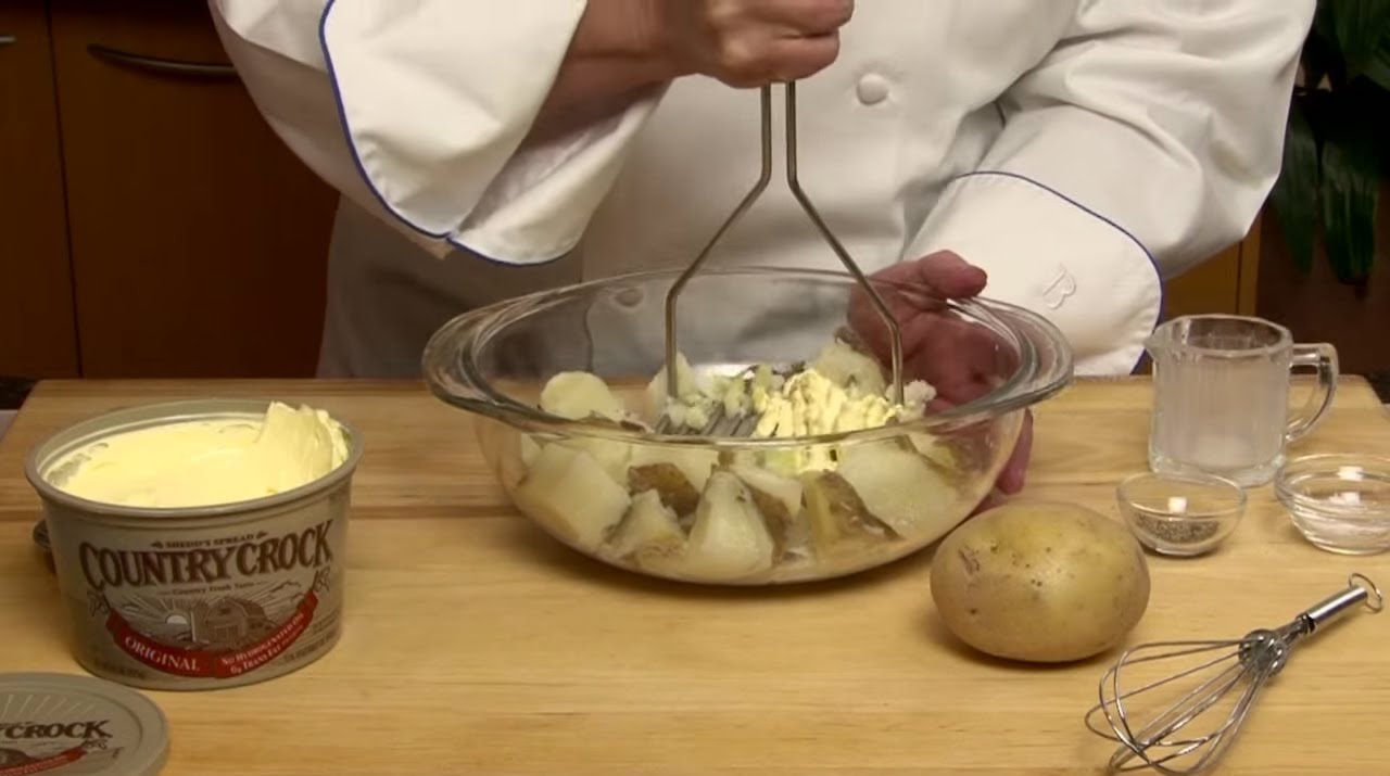 The Best Mashed Potatoes Recipe - Country Crock®