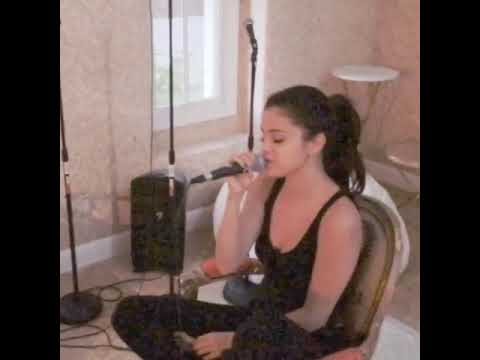 old-/-rare-video-of-selena-gomez-singing-with-her-vocal-coach-❤️
