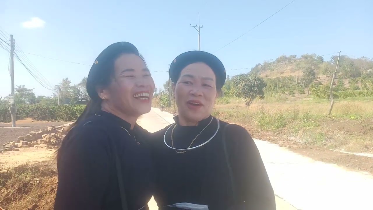 nông Riệp và nông mai Bắc nam gặp nhau 