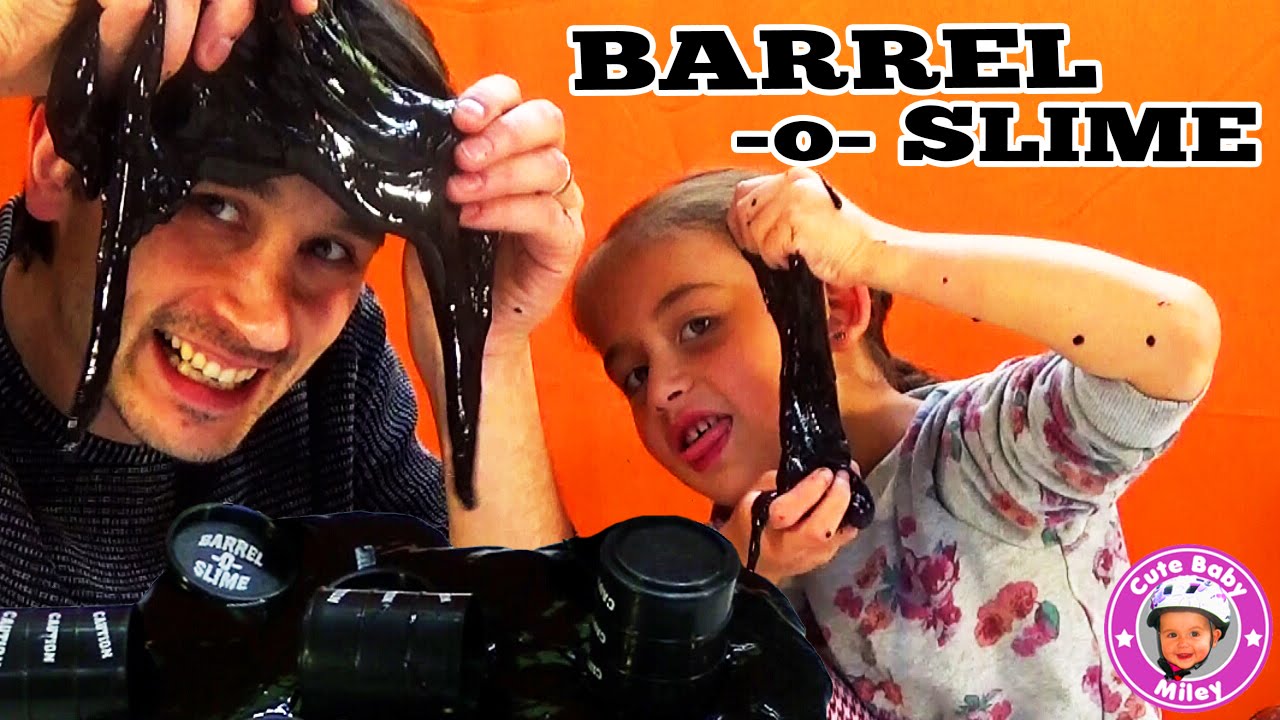 Barrel O Slime Glibbriger Schwarzer Schleim Aus Der Oltonne Kanal Fur Kinder Youtube