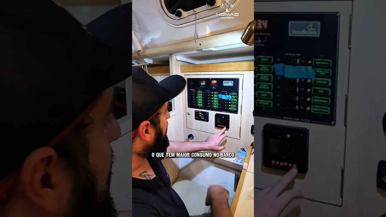 ⁣Manutenção num Delta 365 feitos pela Nomad Serviços Náuticos ⛵🔝  #veleiro
