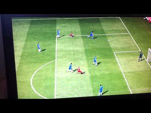 Video: Náhľad FIFA 13: „Rozhodca Je úžasný!“