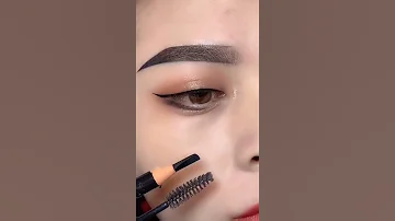 اسهل طريقة لرسم الحواجب بنفسك بقلم الكحل 