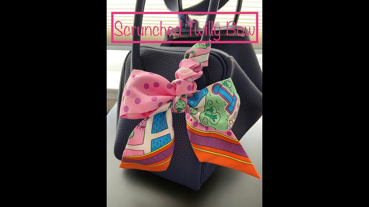 My SA teach me how to tie a twilly！🥰🥰😍 #Hermesunboxing #dreambag