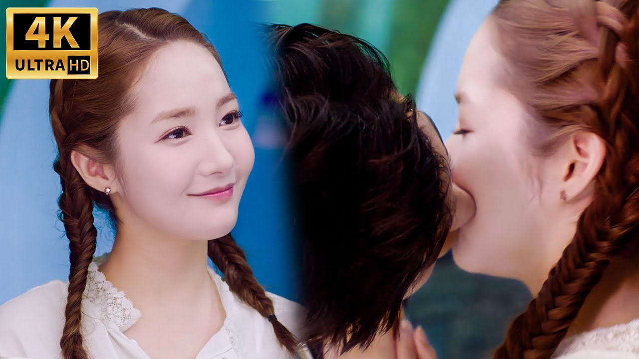 Девушка взяла звезду в зоопарке, он был тронут и поцеловал её! Милота!