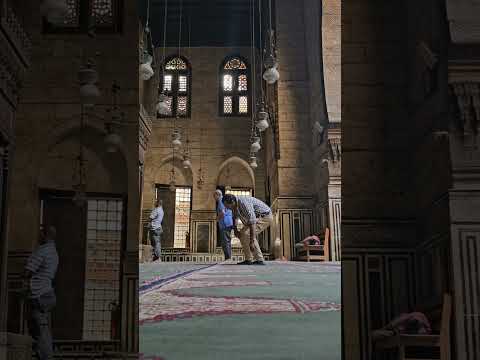 ٢٨٧ سنه فارق بين الصورتين علي هذا الجمال مدرسة قنصوة الغوري وكالة الغورية  