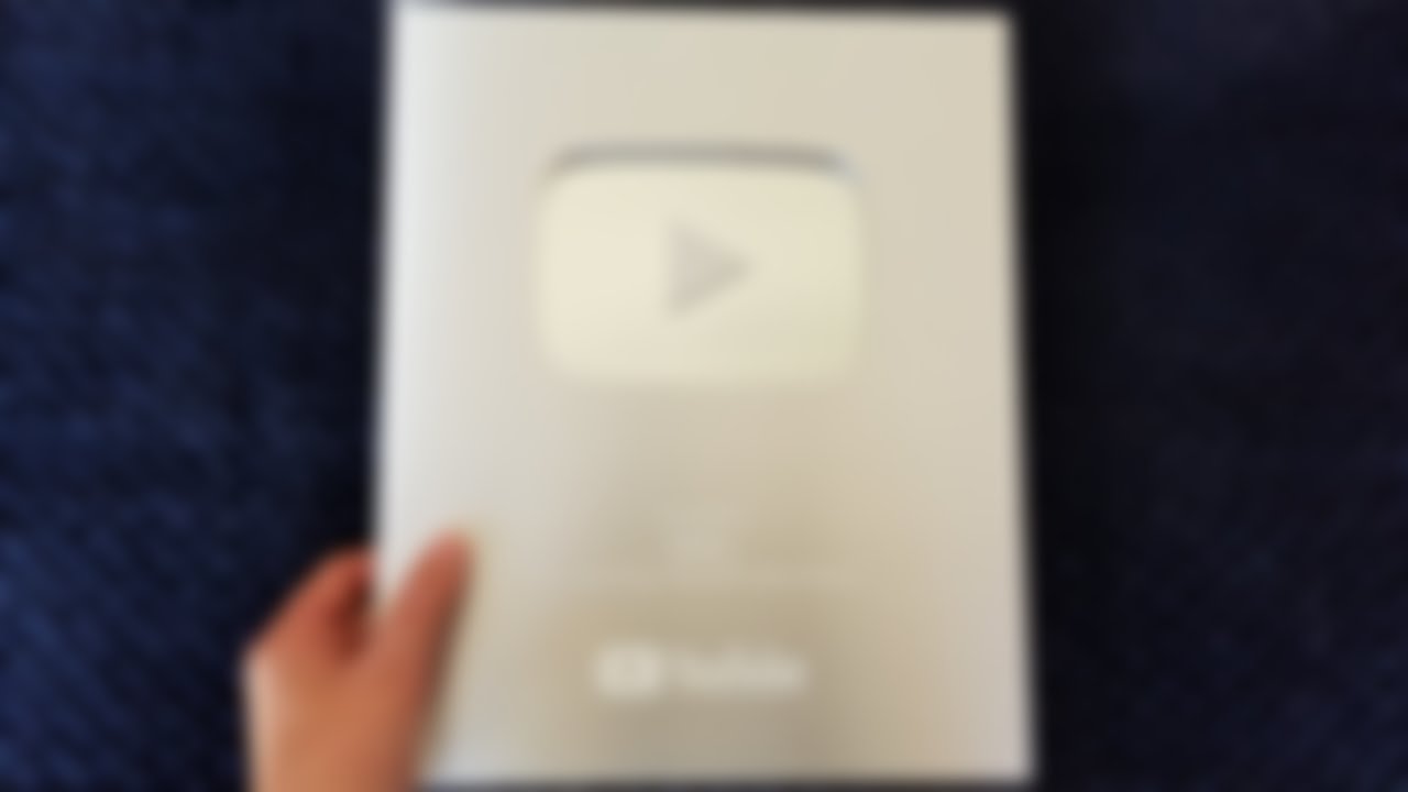 YOUTUBE SILVER PLAY BUTTON UNBOXING + HAND REVEAL...