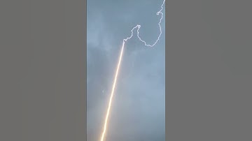 Lightning bolt is guided to ground through rocket trail ⚡️