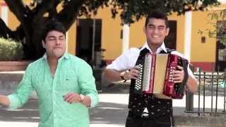 Video thumbnail of "Churo Diaz y Elias Mendoza Marianita Video Oficial"