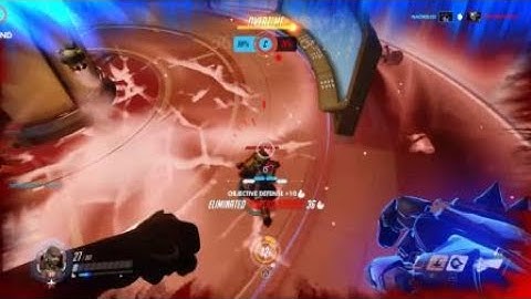 Doomfist uppercut vs. Reinhardt charge