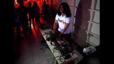 Gen Thalz Live...[Harsh Noise Modular Synth]