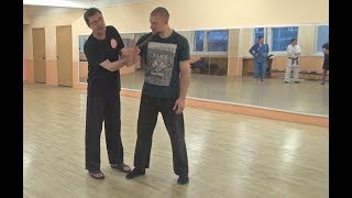 Вариант. Выбив ножа. Вариант. Выбив ножа.