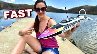 BEST BRUSHLESS FAST Self Righting RC Boat for Summer 2024! - Pro Boat Recoil 2 18