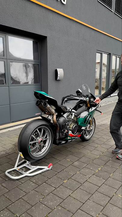 Ducati Panigale V4 SP2 with Spark Exhaust “Dyno” 🔥 Extreme loud😱 #ducati #panigale #sparkexhaust