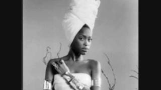 Erykah Badu - On and on reggae remix (drop leaf riddim)