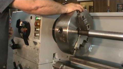 Clausing Colchester 21x80 Lathe, well Tooled, Roller Steady rest. Gap Bed,QCTP 5 Tools, Drill Chuck