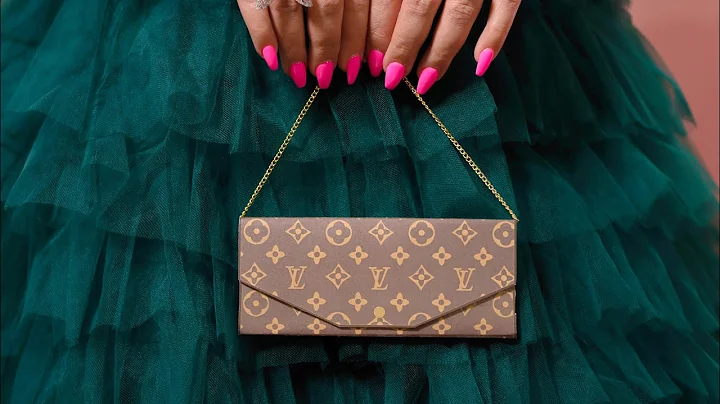 LV chocolate bar purse favors 🤩🙌🏼🧿 These turned out so cute Mashallah. #diypartyfavors #diy