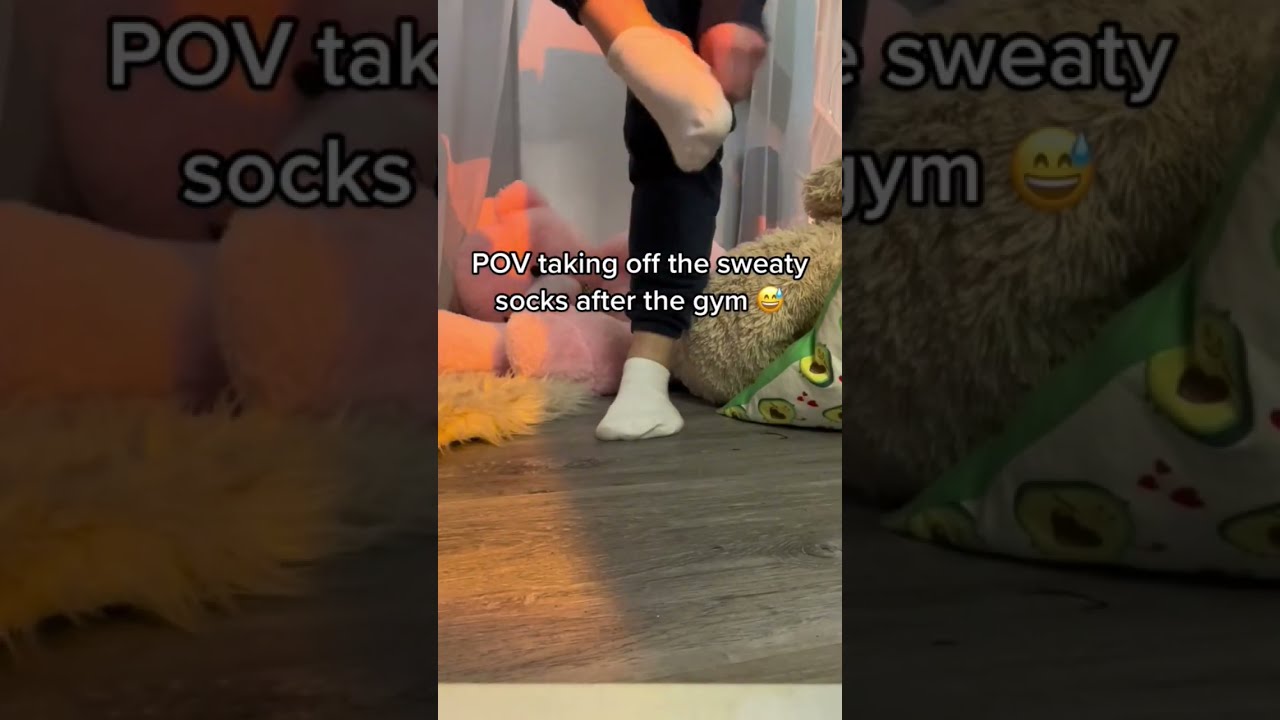  Shorts Foot Feet Toes Sports Girl Girls Gym