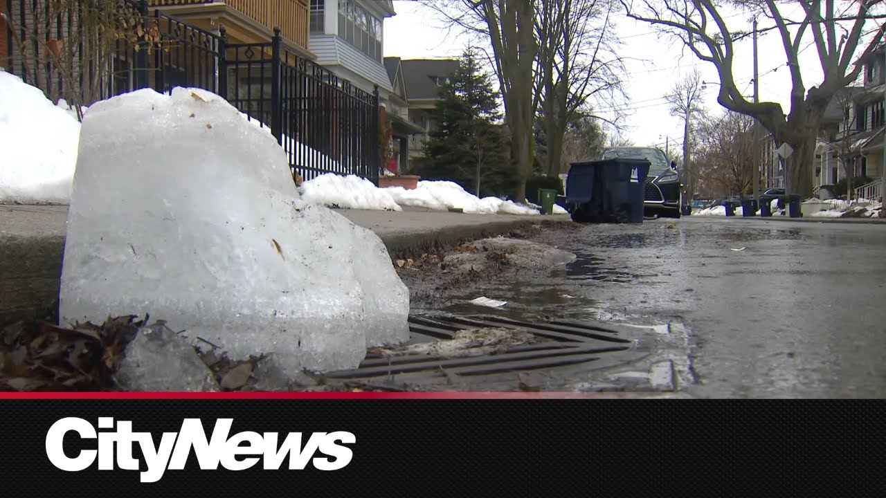 Toronto braces for flooding as snow melts and heavy rain expected - YouTube