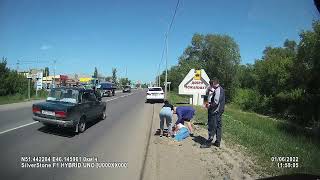 Девушка спасла пешехода эпилептика