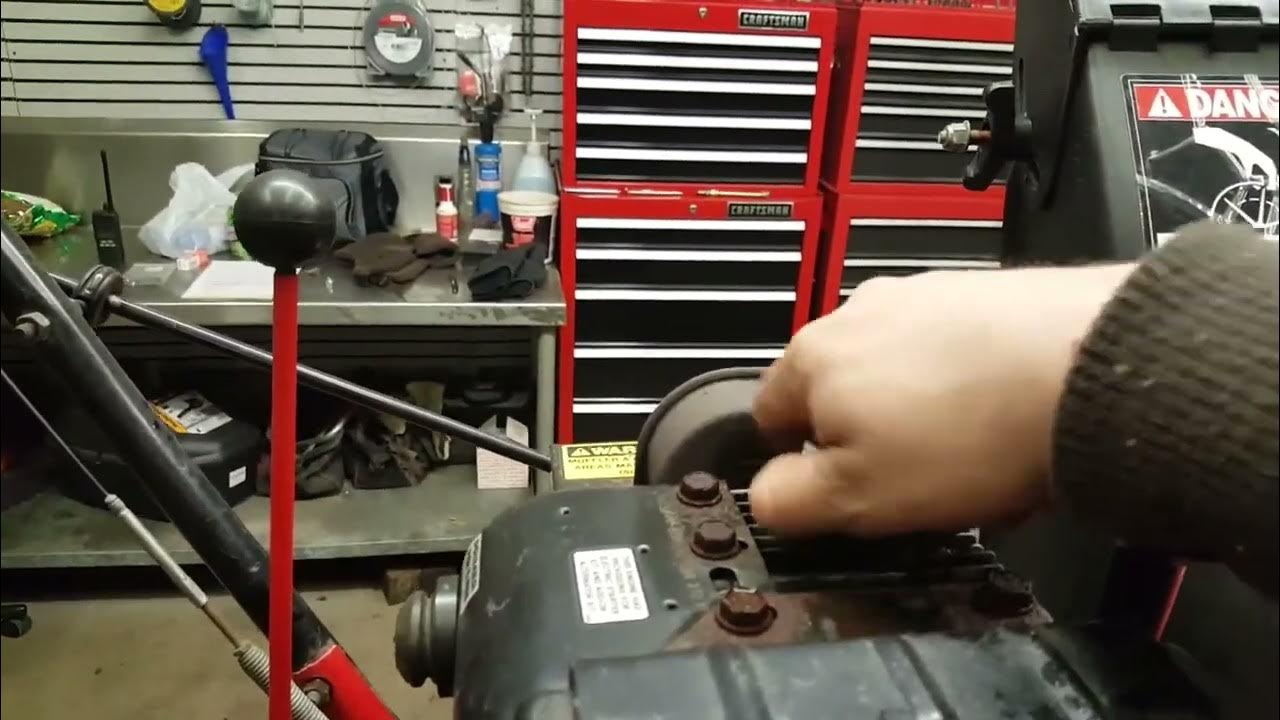 Snow blower wont start diagnostics - YouTube