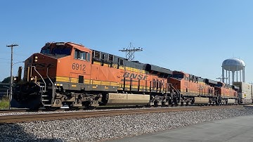 BNSF ES44C4 6912 leads very fast 283!! 7-27-2023