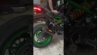 Kawasaki Z900 2025 Akrapovic Exhaust W Silencer
