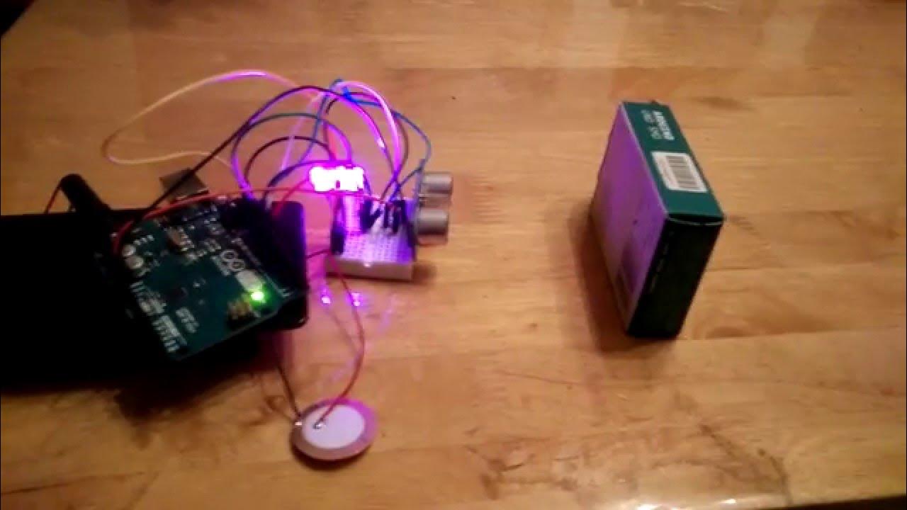 Arduino ultrasound sensor with RGB LEDs and sound - YouTube