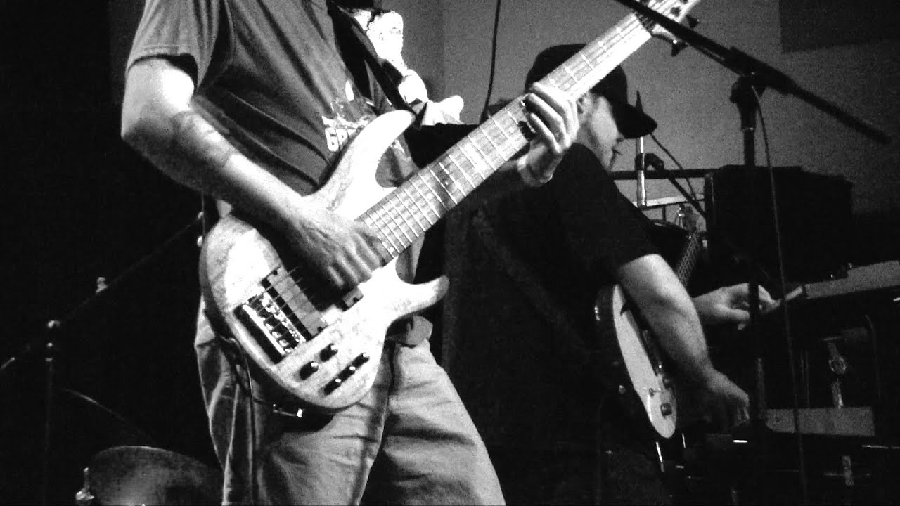 Ifdakar - "Girlfriend Is Better",  "Mountains of Peru"