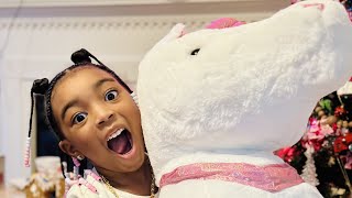 CHRISTMAS MORNING with Londyn and Saint! Santa brought the wrong gift…And delivered some gifts late!