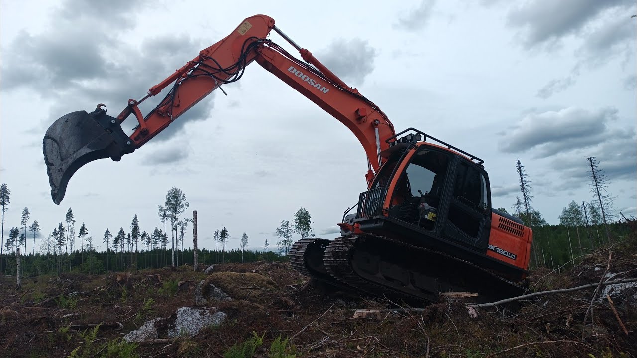 Hankala viikon aloitus kääntömätästystä doosan dx 160