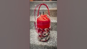 Túi vải bố đựng bình giữ Đỏ tươi Mèo xanh nhiệt kèm theo quai xách kép tiện lợi di chuyển.