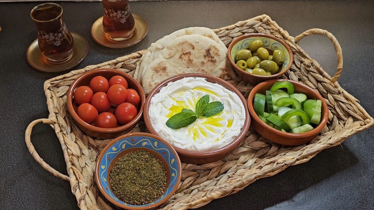 أطيب لبنة منزليه تعالي نعملها بسهولة وبدون تعقيد وطعم يجنن| الذ لبنة مع طريقة الحفظ