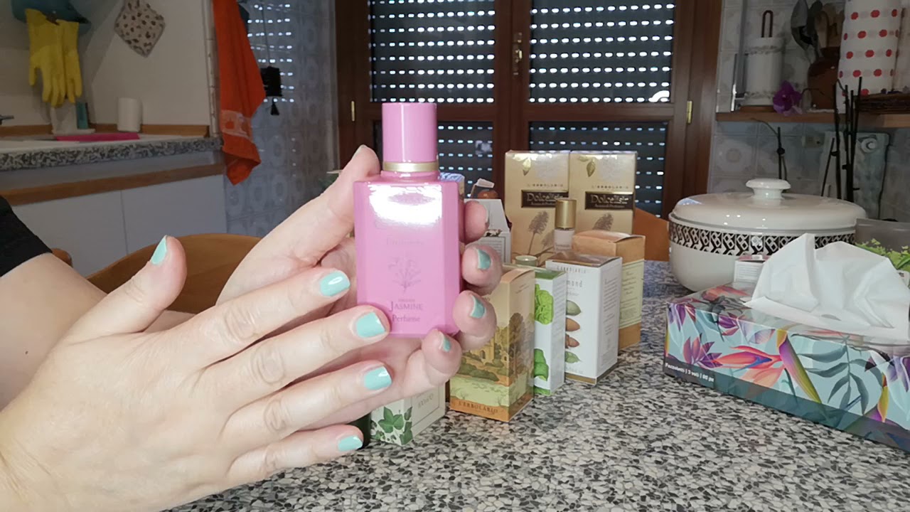 PROFUMI.... CI ERAVAMO TANTO AMATI! ( ERBOLARIO'S DISCONTINUED)