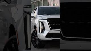 682 horsepower. 0–60 in 4.4 seconds. The 2025 Escalade V is not just an ordinary SUV. 👊