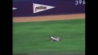 HOU@NYM: Lenny Dykstra makes a great diving catch in center field (1988)